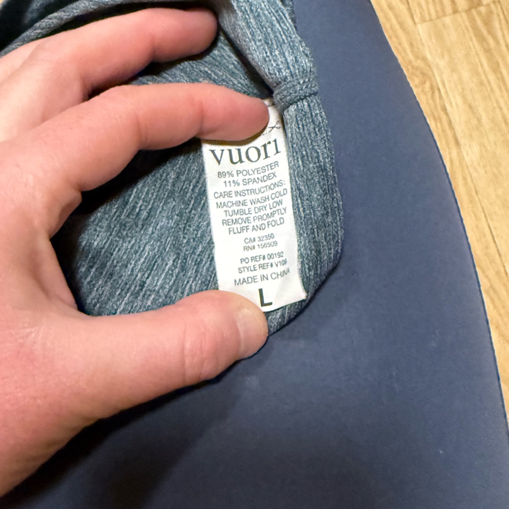 Vuori Tradewind Performance Tee - Picture 3 of 4